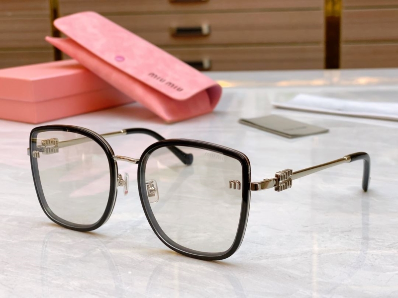 Miu miu Sunglasses